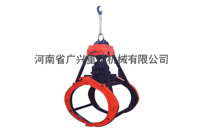 圓木抓斗
